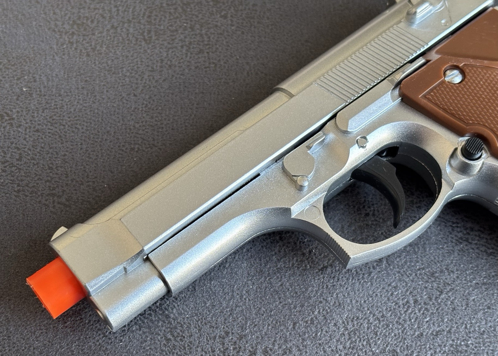 UKArms G22MS Metal Spring Powered Airsoft Pistol - Silver 8 Round Clip Small Gun
