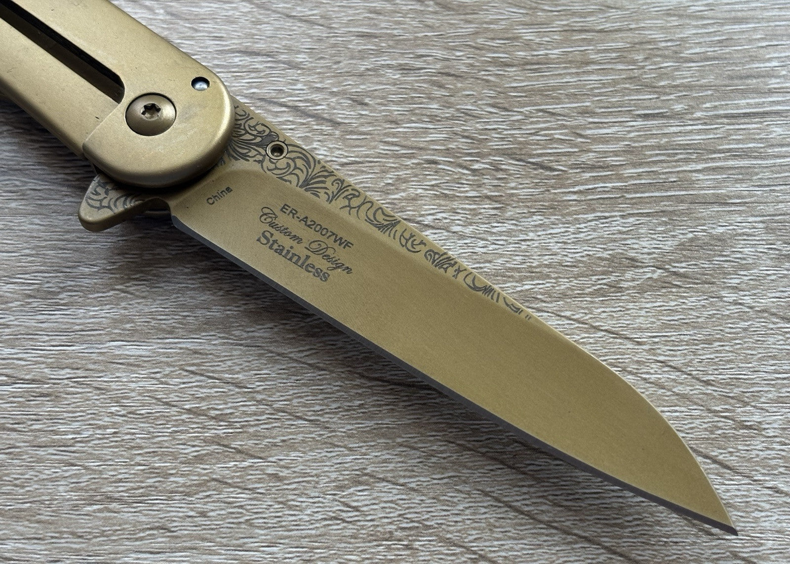 Gold Wolf Spring Assist Pocket Knife Victorian Era Style Ornate Full Metal 8”