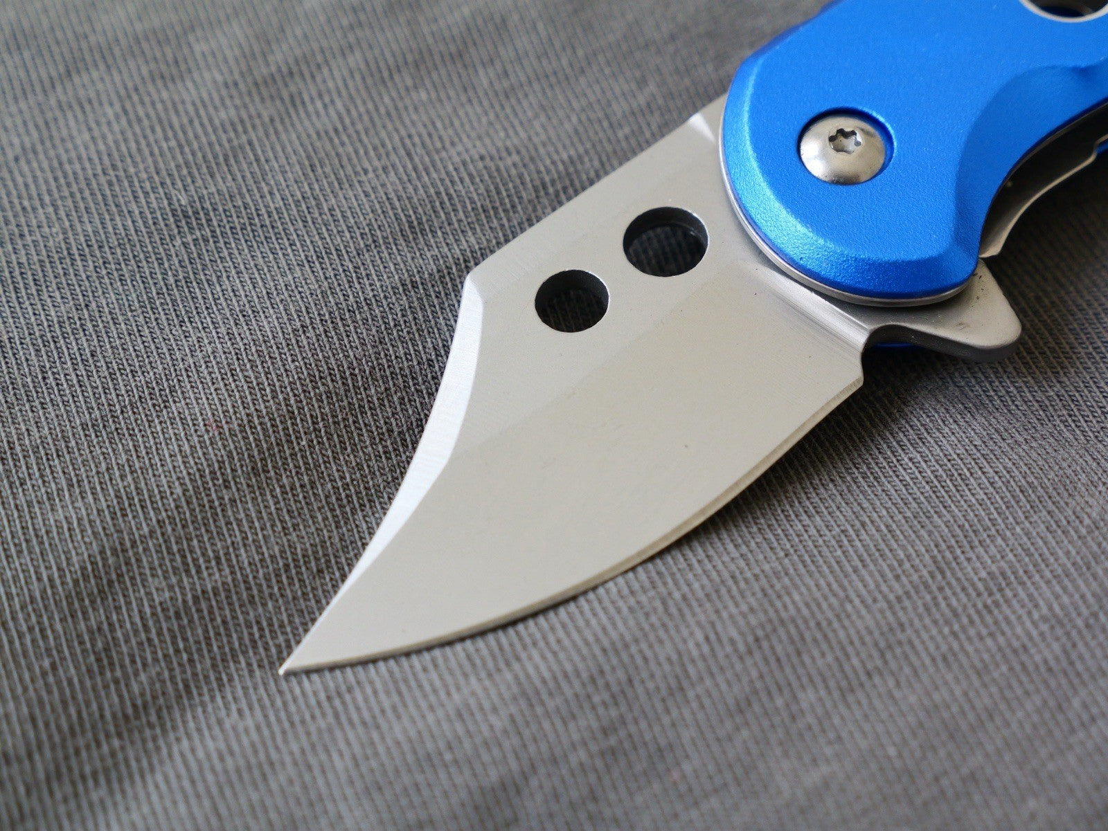 3” Mini Pocket Knife Blue Manual Opening Full Metal Mcbee Style Compact 2” Blade