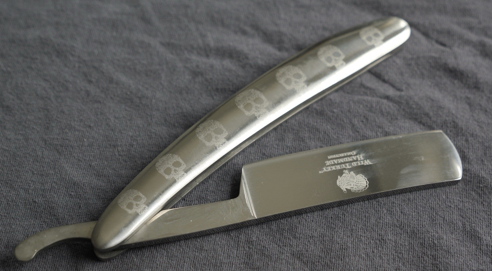 OG Vintage Shaving Straight Razor Chrome Mirror Finish Wood Handle Skulls Barber