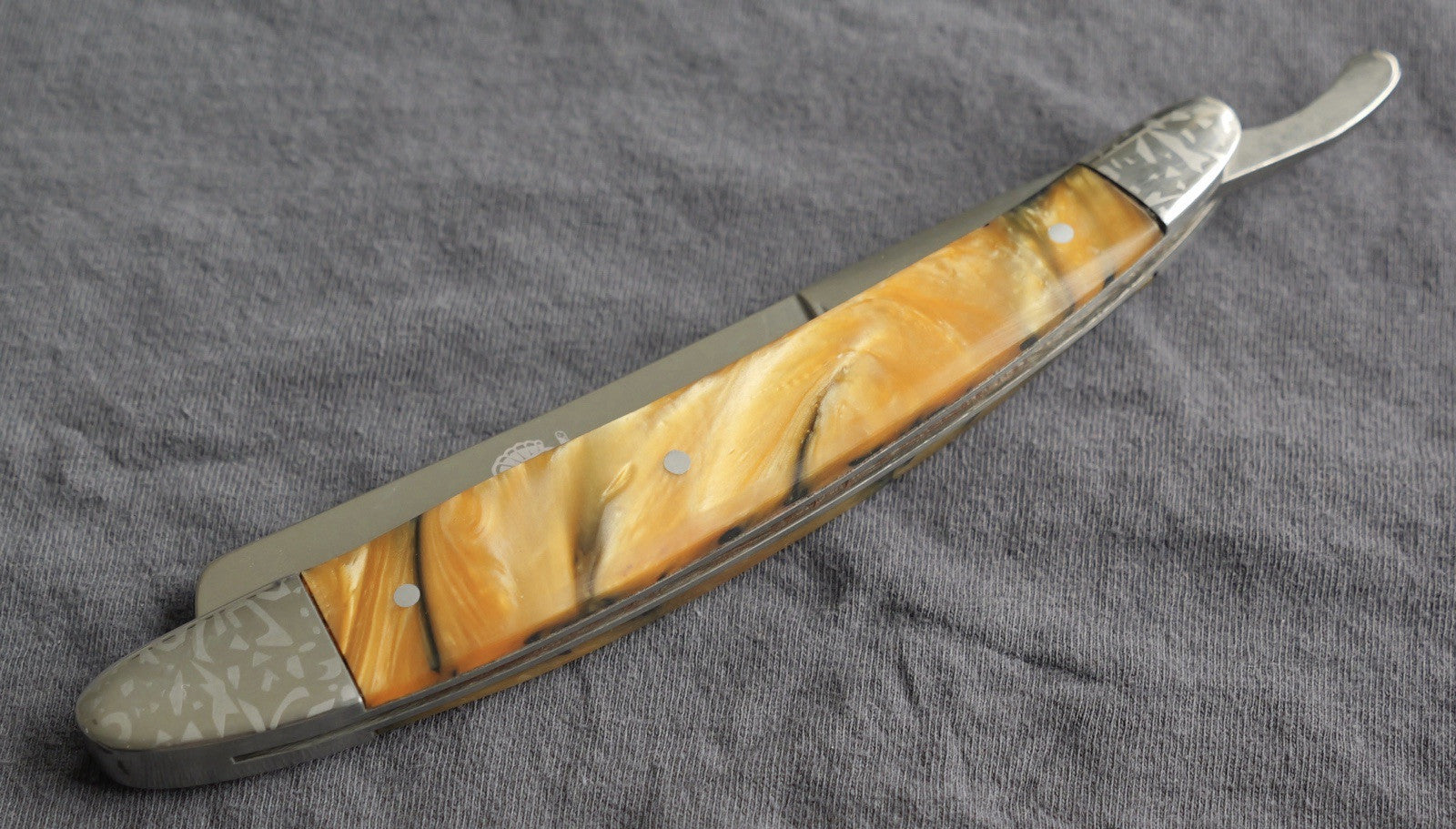 OG Vintage Shaving Straight Razor Chrome Mirror Finish Amber Handle Sharp Barber