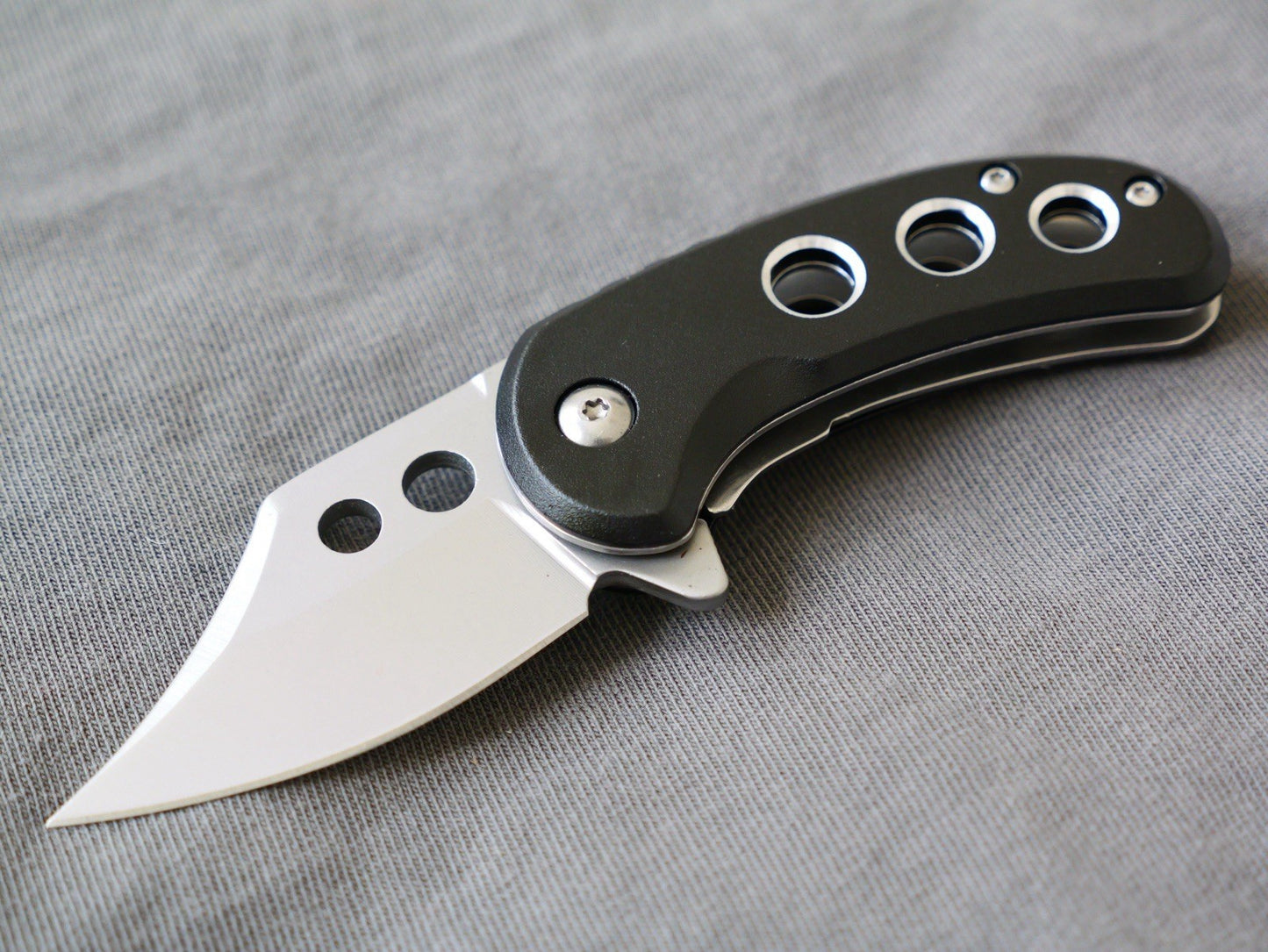 3” Mini Pocket Knife Black Manual Opening Full Metal Mcbee Style Small 2” Blade