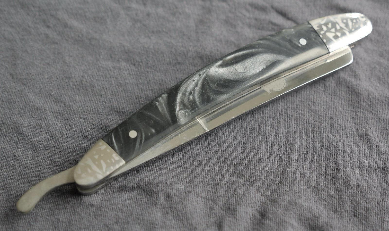 OG Vintage Shaving Straight Razor Chrome Finish Black Pearl Handle Sharp Barber