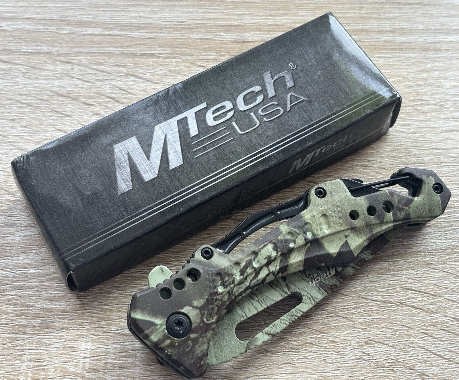 8” Pocket Knife Full Size Camo 3.5” Blade Liner Lock Assisted Folding Knife